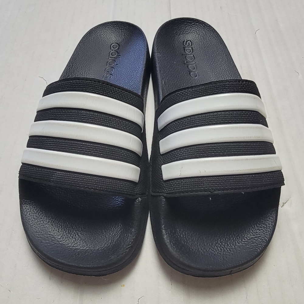 ADIDAS Slides - Picture 5 of 13